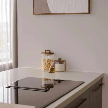 2br Rooftop Terrace In Centre *