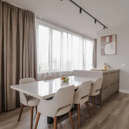 2br Rooftop Terrace In Centre Apartmán